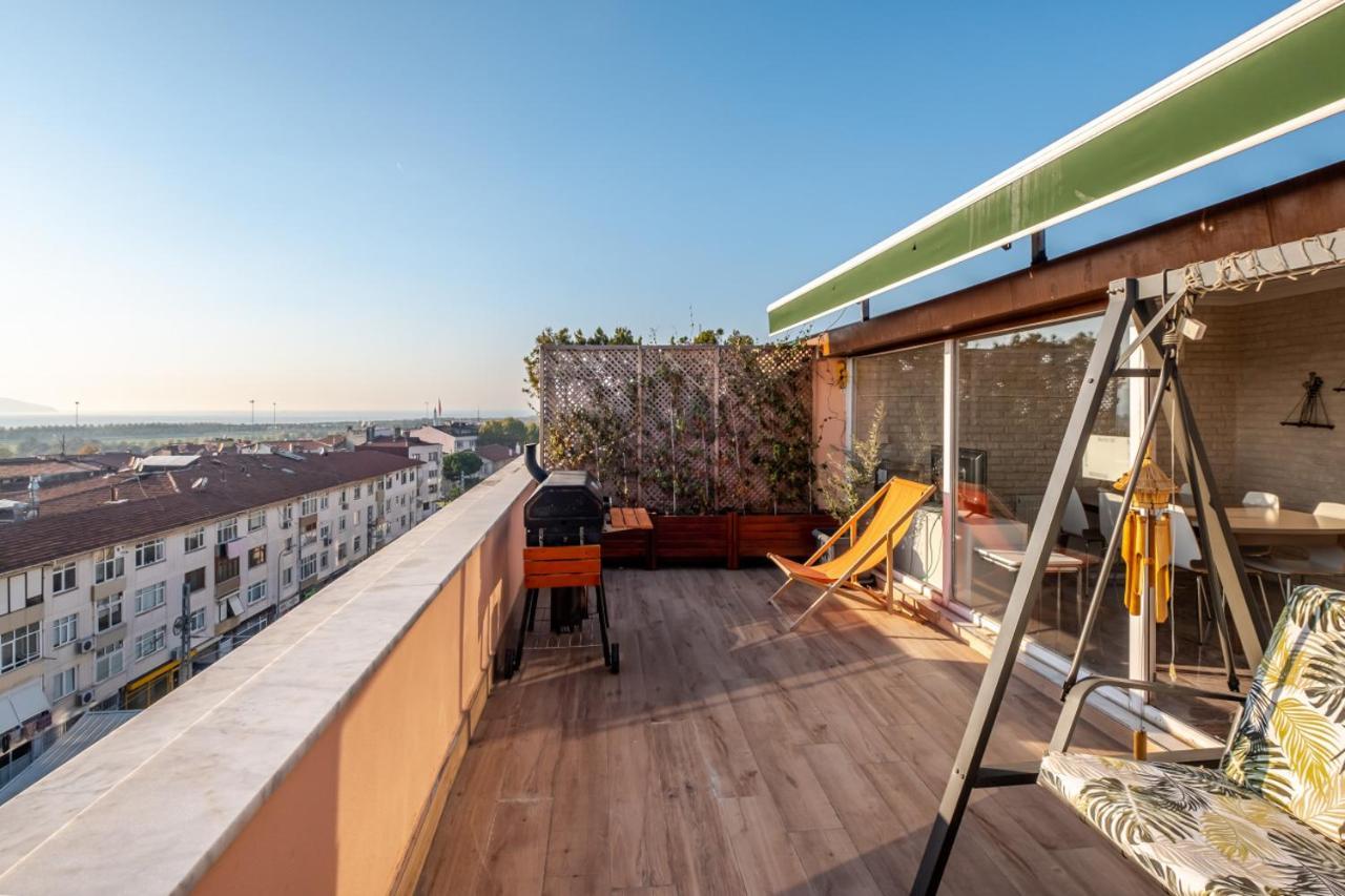 Apartment Sleek Flat Near Public Transportation In Maltepe