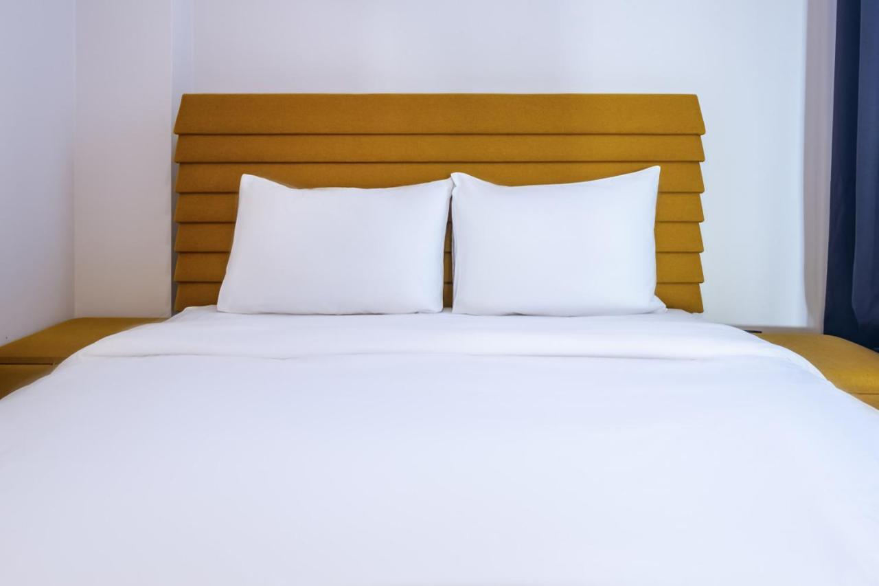 Apartment Sleek Flat Near Public Transportation In Maltepe