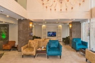 Hotel Bisetun