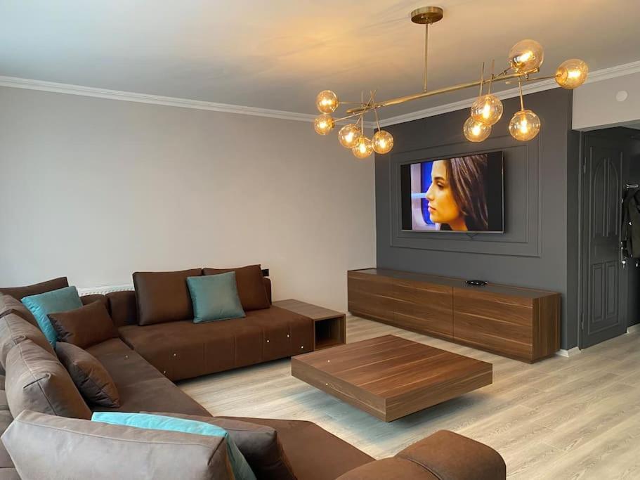 Whole At The Heart Of Sisli Nisantasi K Istanbul