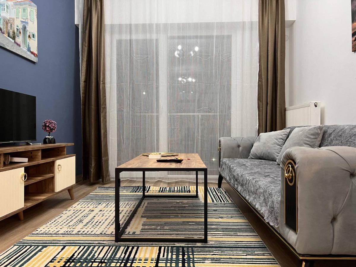 Alpha Home-aris