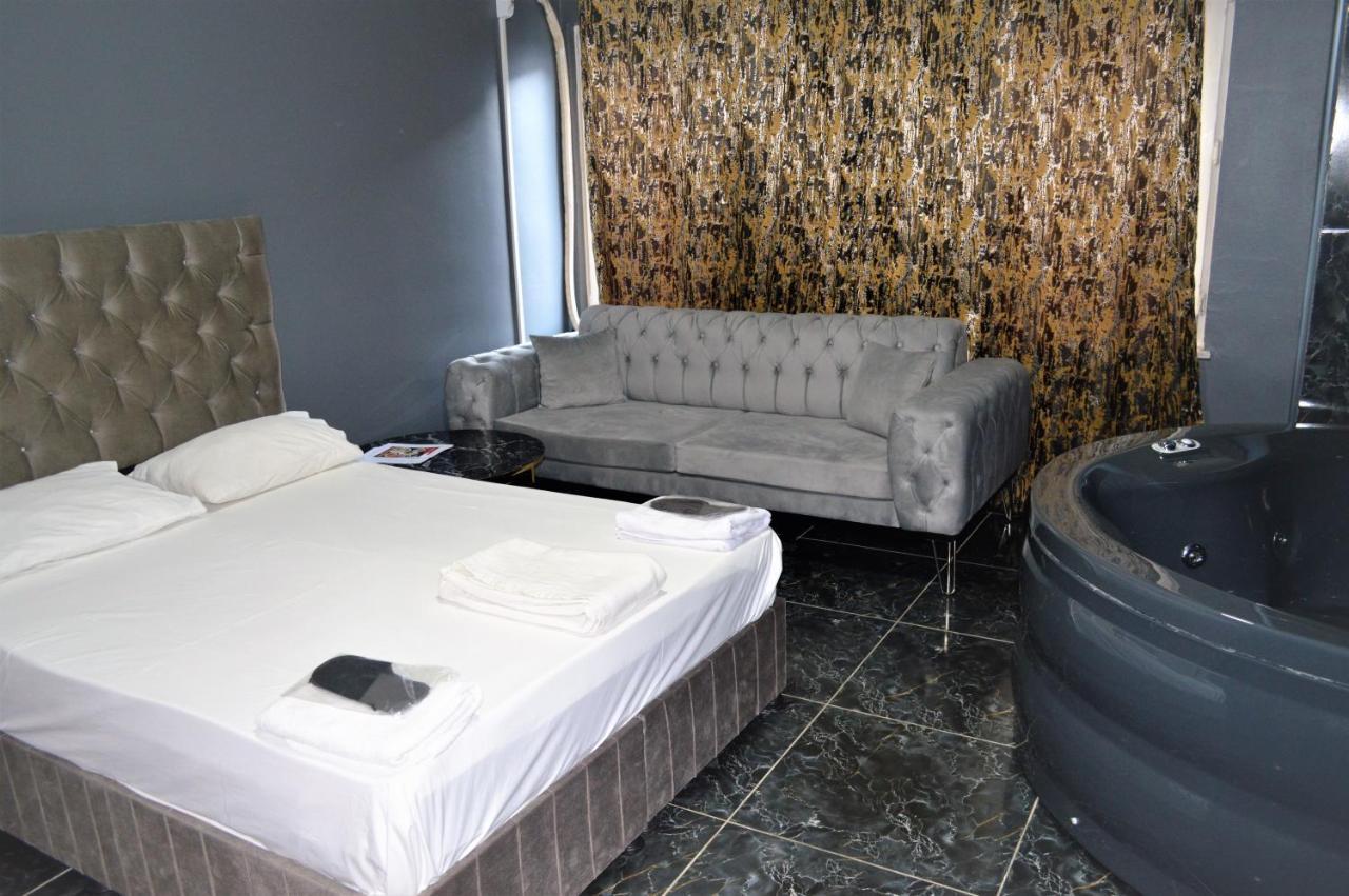 Vip Suit Hotel