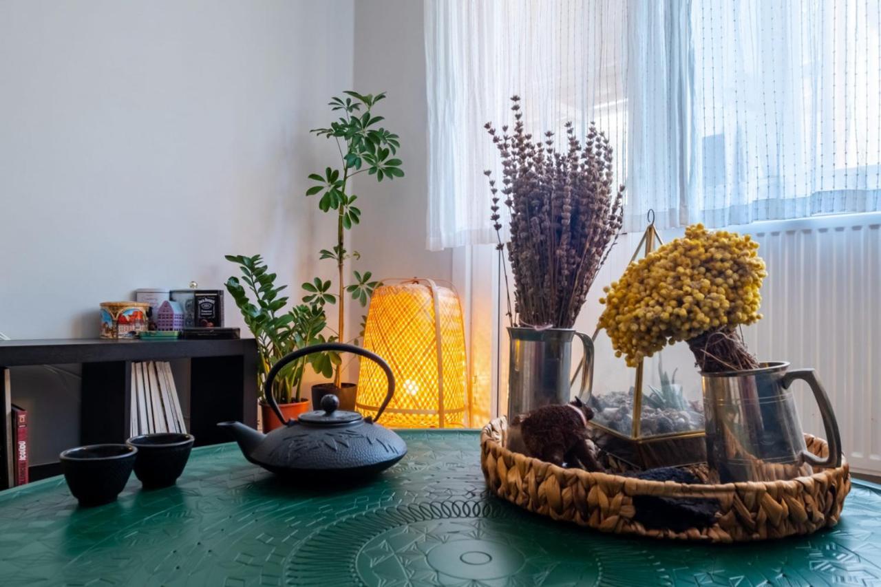 Apartment Eclectic Flat Near Metro With Terrace In Kadikoy *
