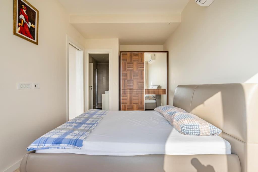 Gyoo Konforunda Yuksek Kat Apartment Istanbul