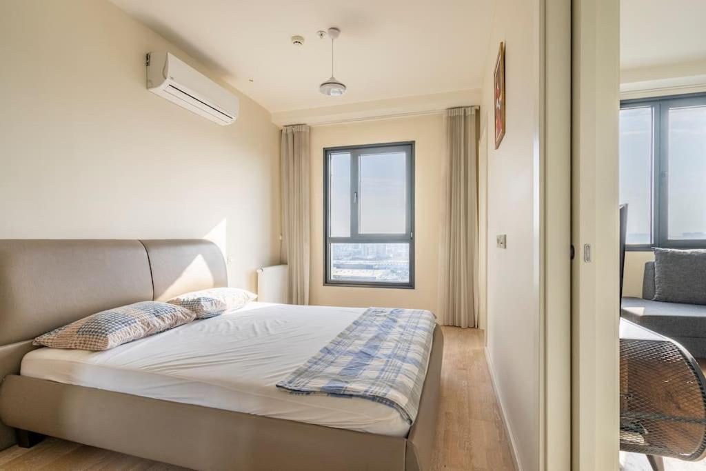 Gyoo Konforunda Yuksek Kat Apartment
