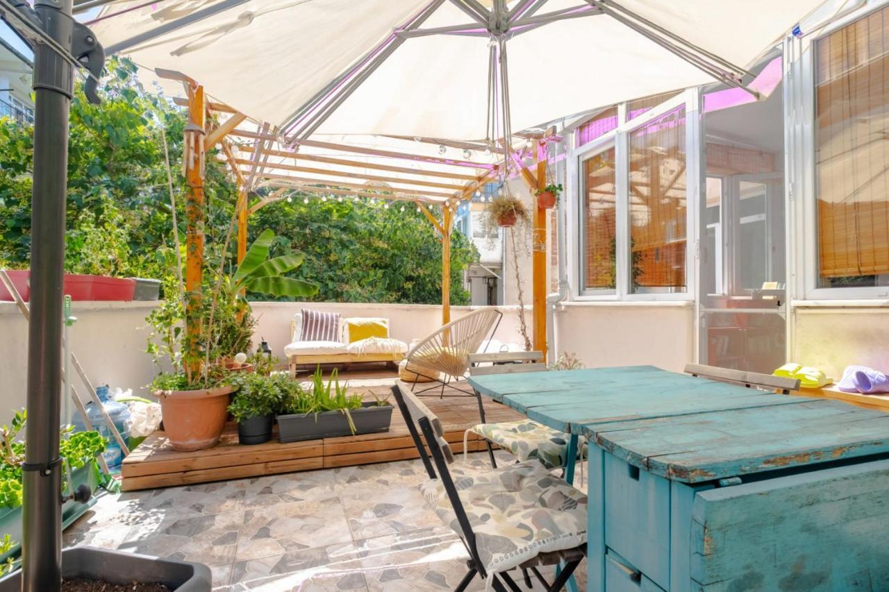 Apartment Eclectic Flat Near Metro With Terrace In Kadikoy Istanbul