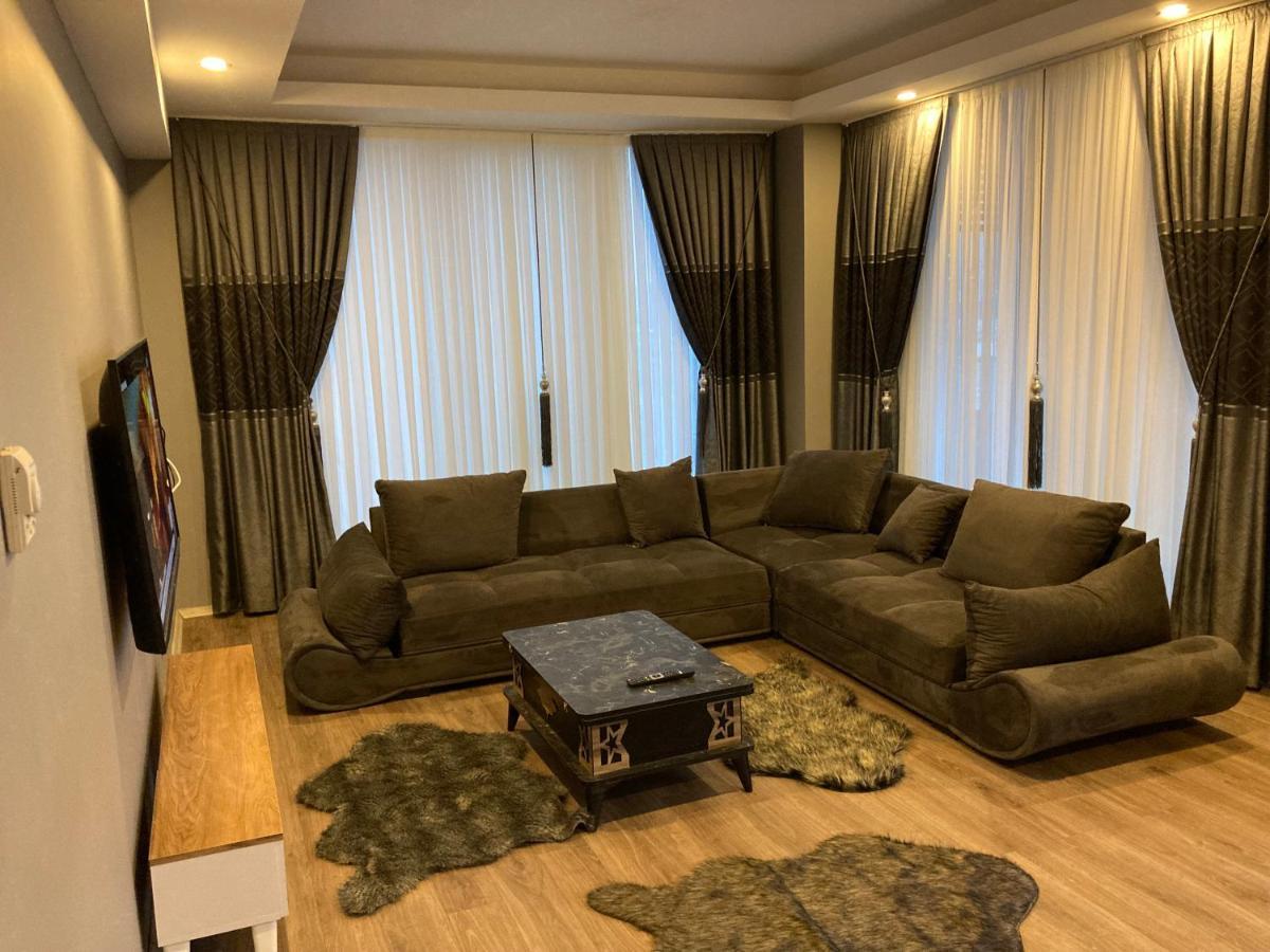 Apartment Aryan Suit. *