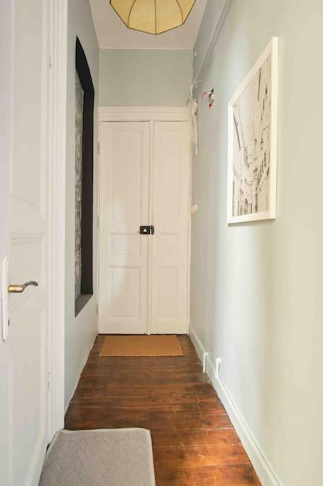 Modern&old Style Flat In The Center Of Cihangir Apartment Istanbul