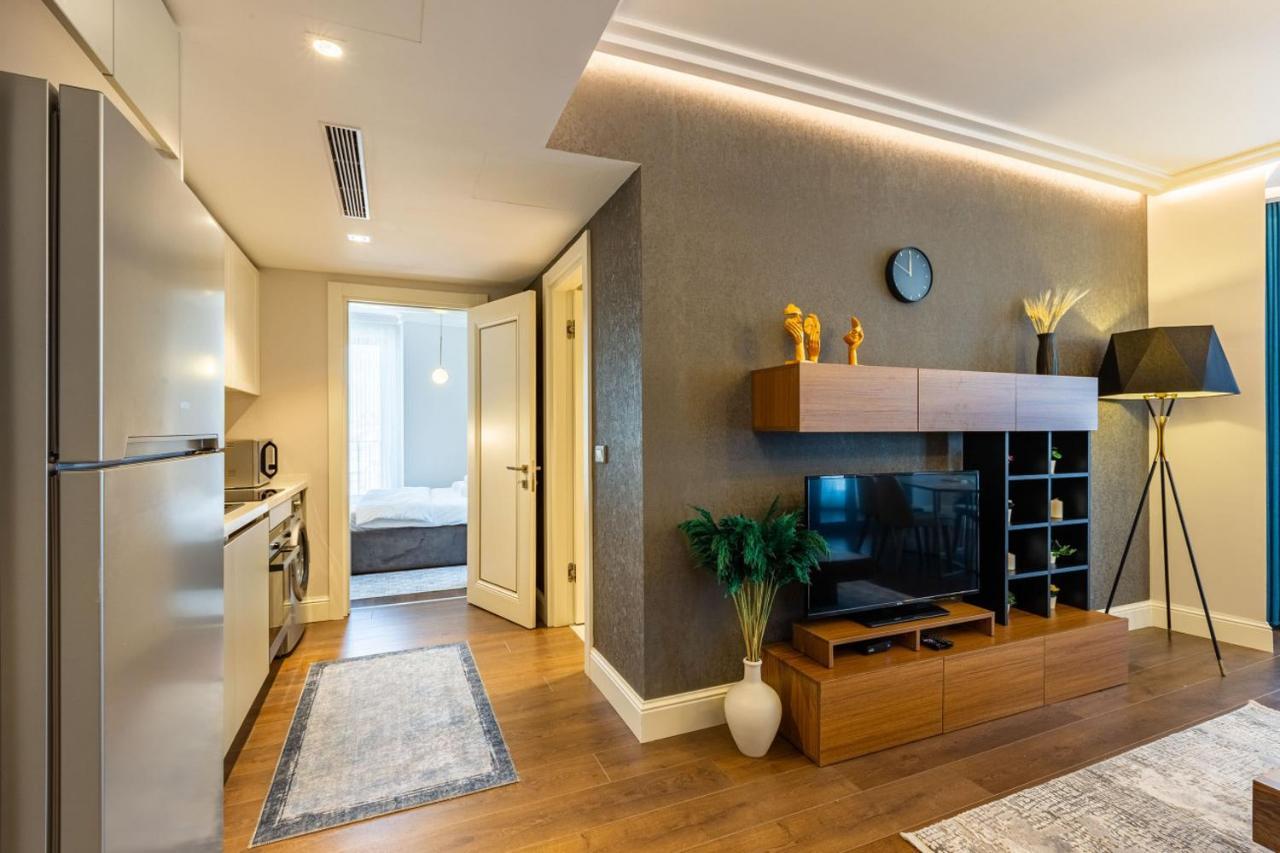 Trendy Beyoglu: Stylish Nearby * Istanbul