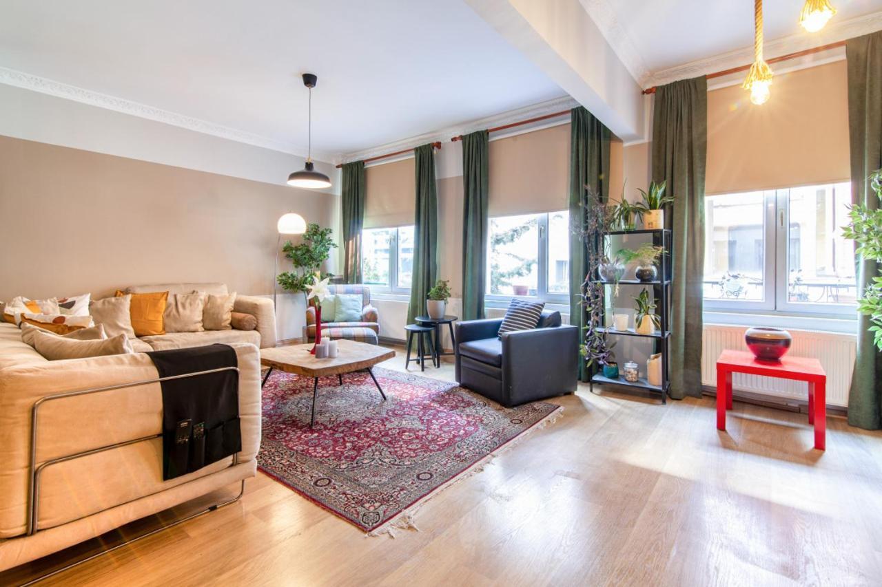 Vibrant Flat With Balcony In Sisli * Istanbul