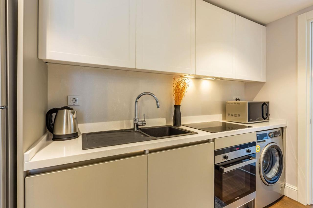 Apartment Trendy Beyoglu: Stylish Nearby *