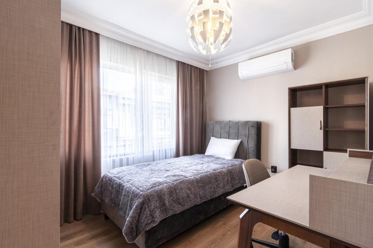 Apartment Modern Flat Close To Istiklal Street With Balcony