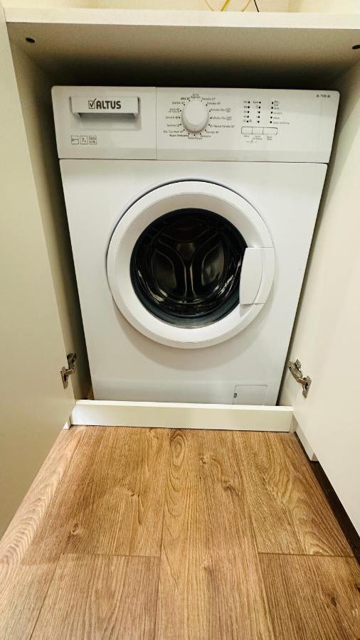 Lux Next To Outlet In High Floor 26 * Istanbul