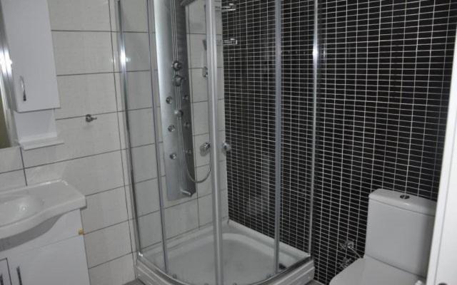 Elmir Aparthotel *