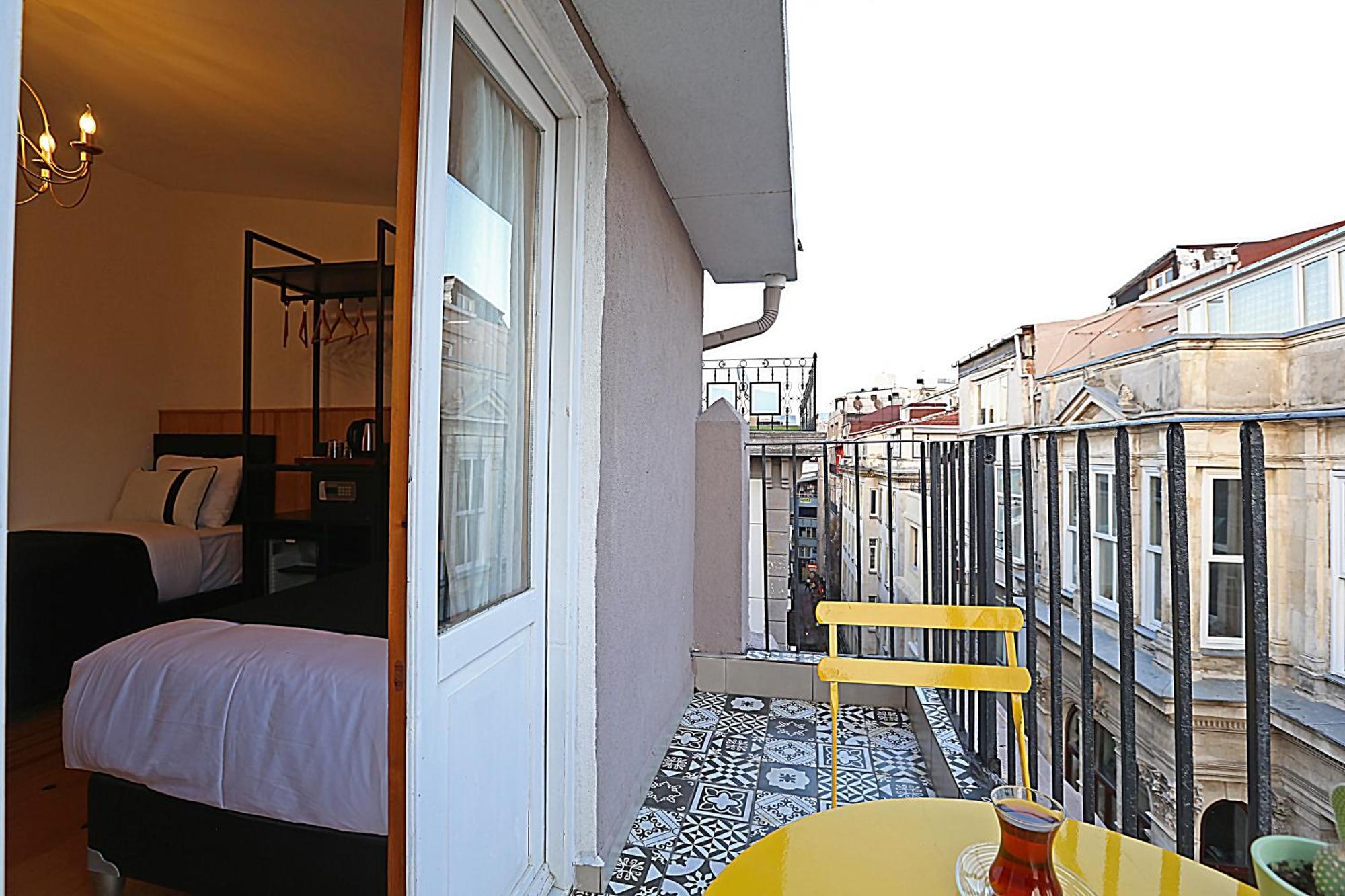 Kamılbey Suıtes Otel 3*