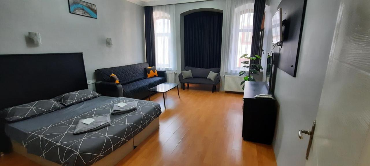 Nana Taksim Apartment