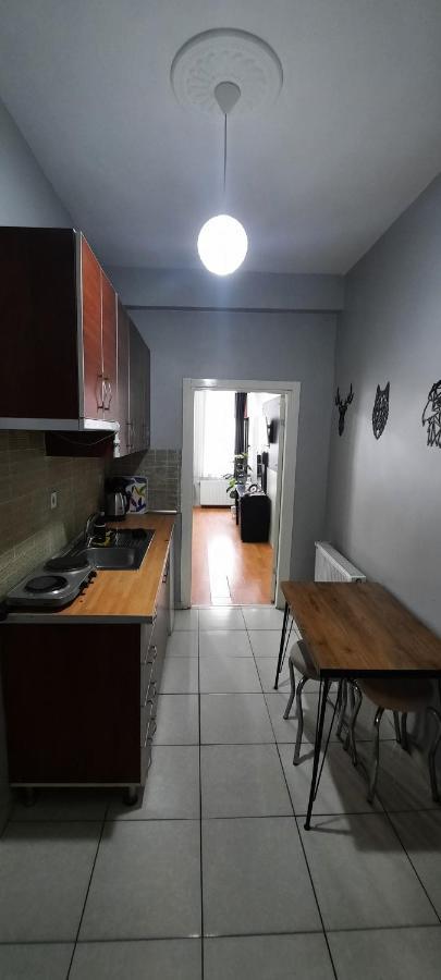 Nana Taksim Apartment *