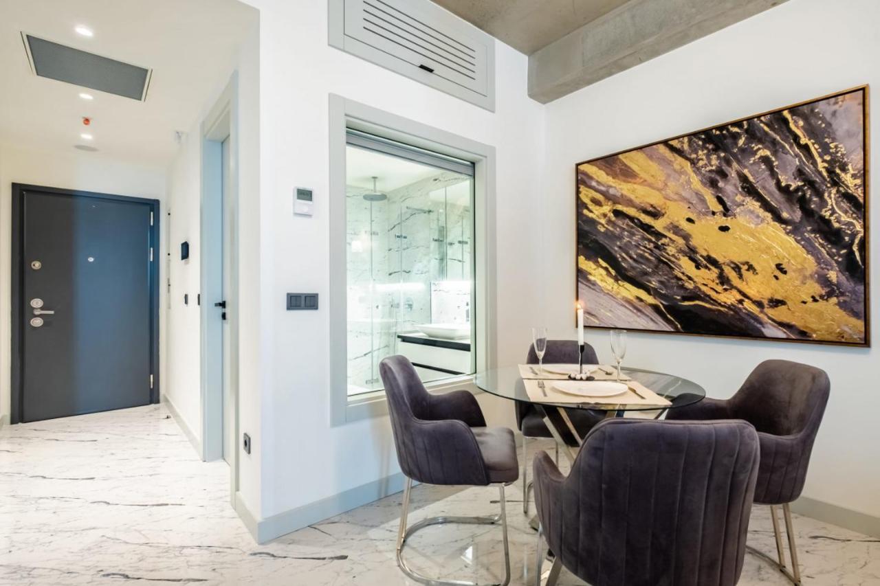 Splendid Flat With View In Bomonti Apartment Istanbul