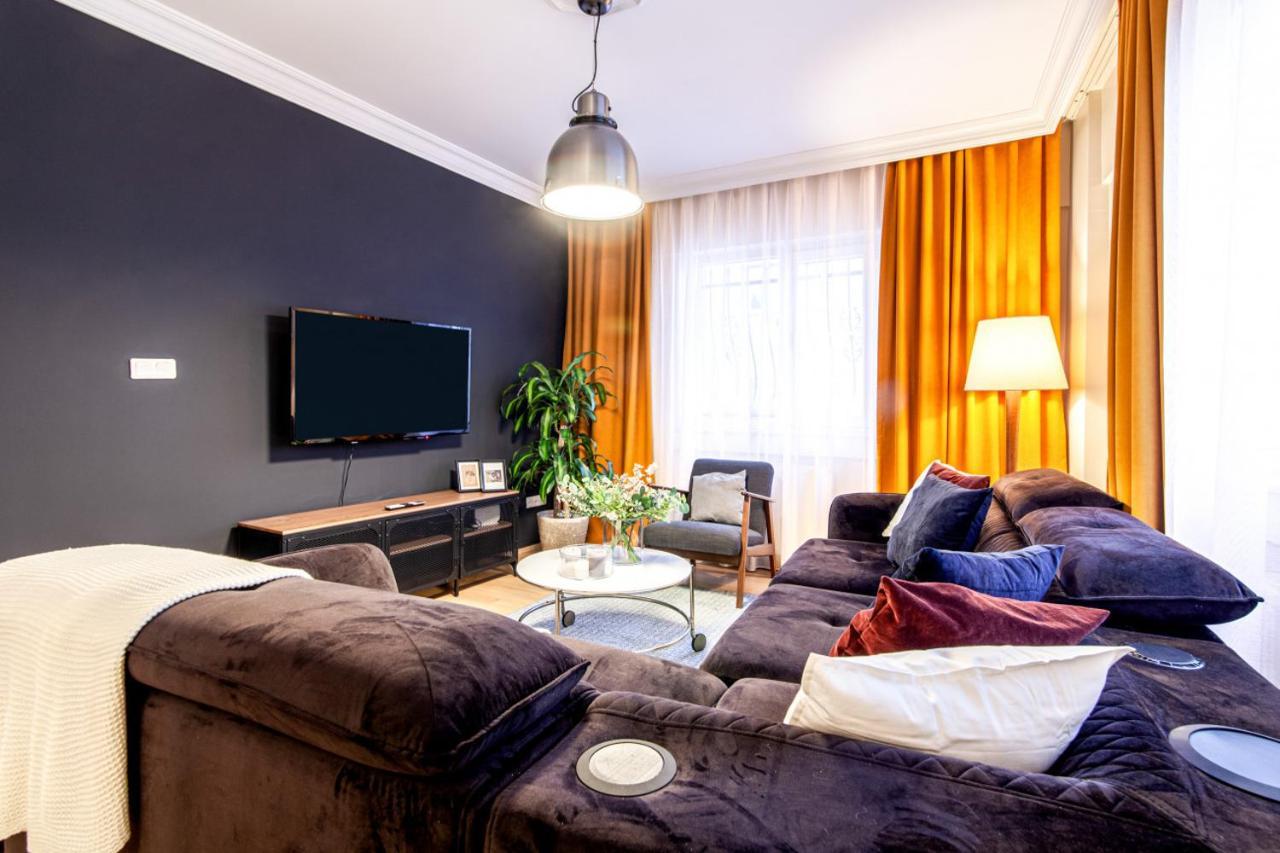 Apartment Central And Convenient Flat In Sisli *