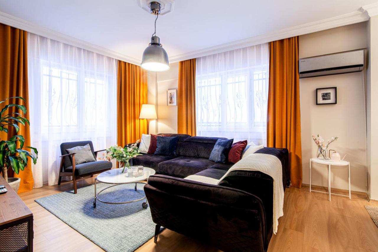 Apartment Central And Convenient Flat In Sisli