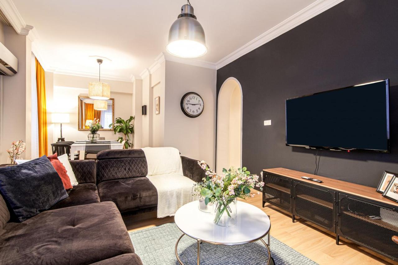 Apartment Central And Convenient Flat In Sisli