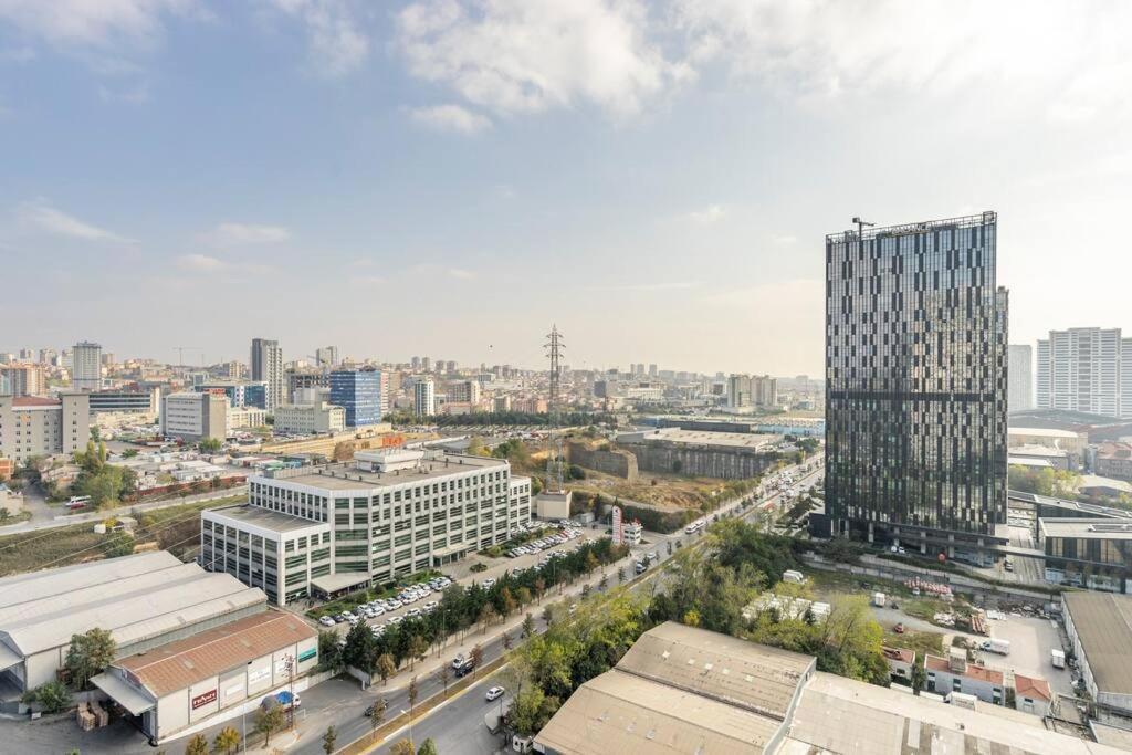 Gyoo Konforunda Yuksek Kat Apartment Istanbul