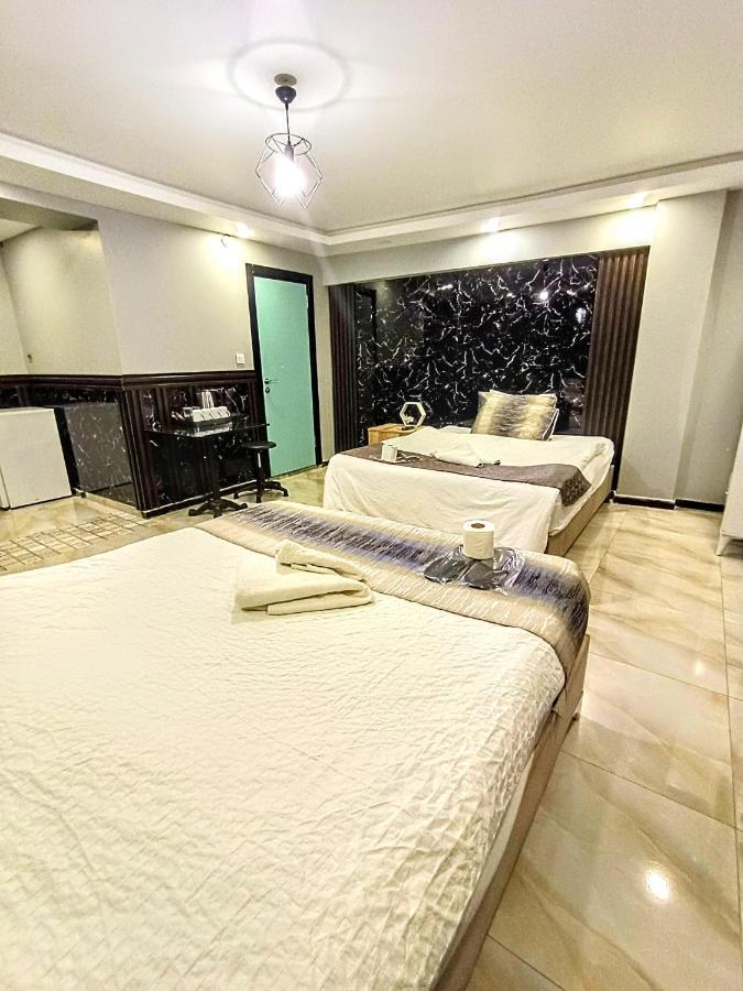 Deniz Taksim Hotel *