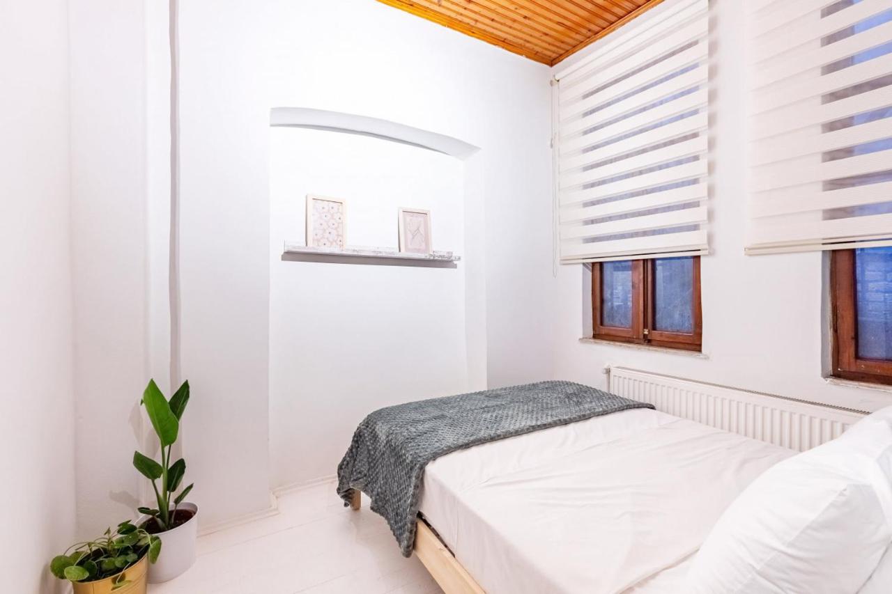 Delightful Flat In Sisli With Central Location