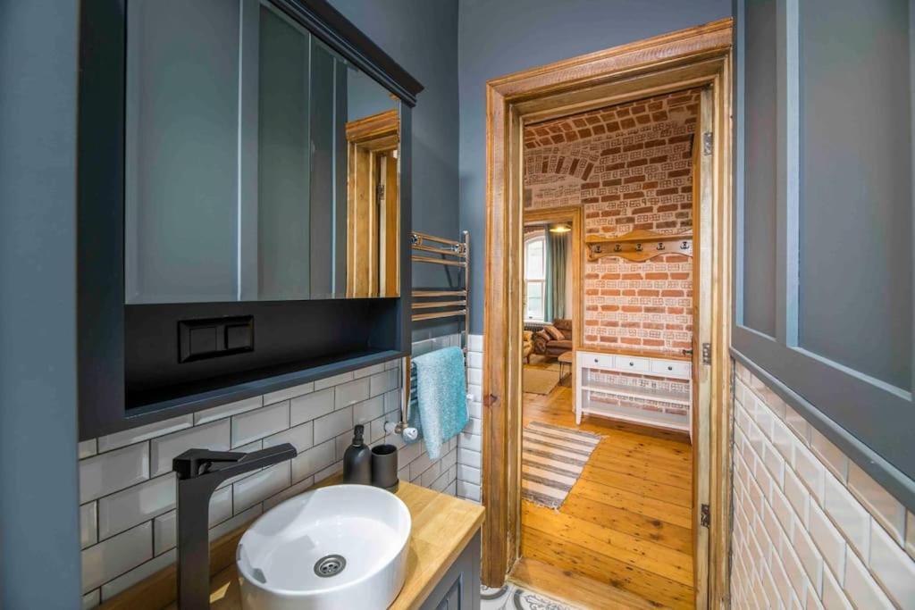 3 Bedroom Historic Near To Galata Tower * Istambul
