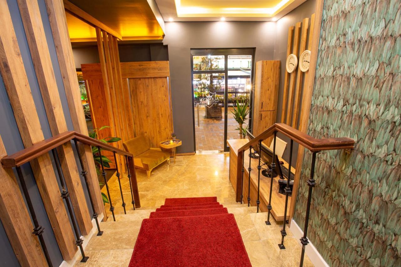 Hotel Taksim Leon's *