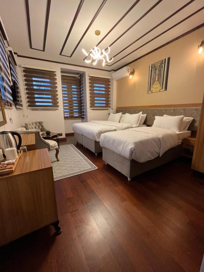 Hotel Palmera Art House