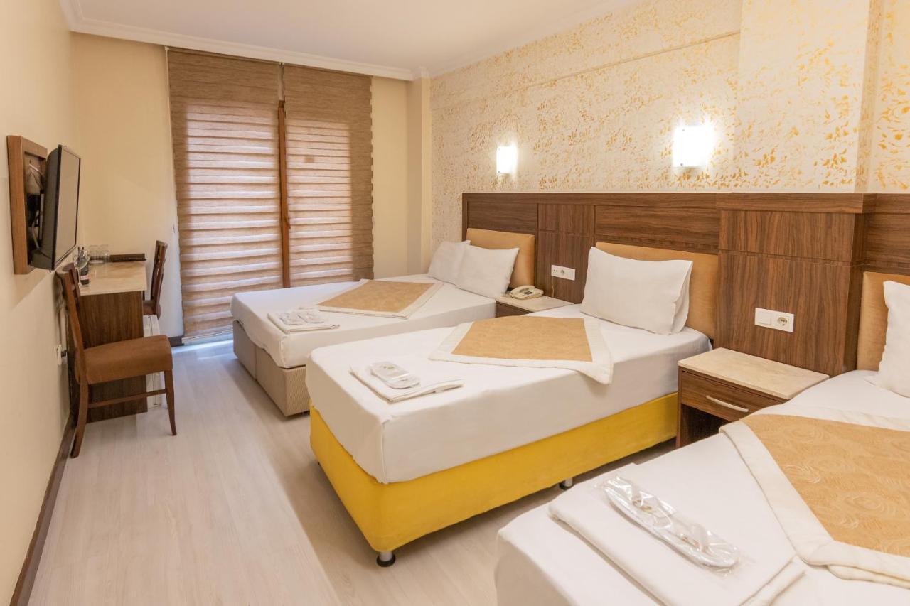 The Center Hotel 3*