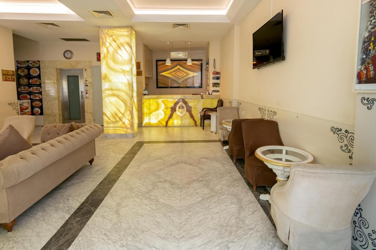 The Center Hotel 3*