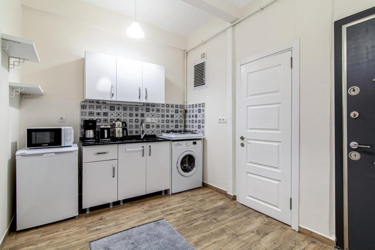 Apartment And Modern Flat Near Flower Passage