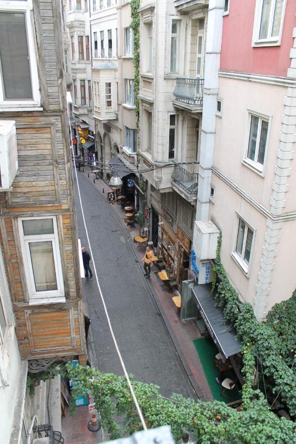 Beyoglu Asmalimescit'te Mobilyali Balkonlu Daire Apartment Istanbul