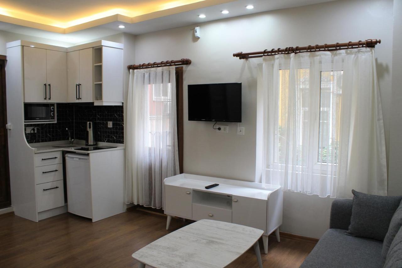 Apartment Beyoglu Asmalimescit'te Mobilyali Balkonlu Daire Istanbul