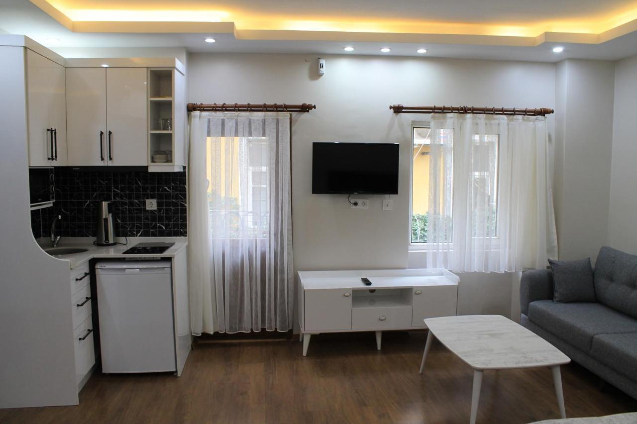 Apartment Beyoglu Asmalimescit'te Mobilyali Balkonlu Daire