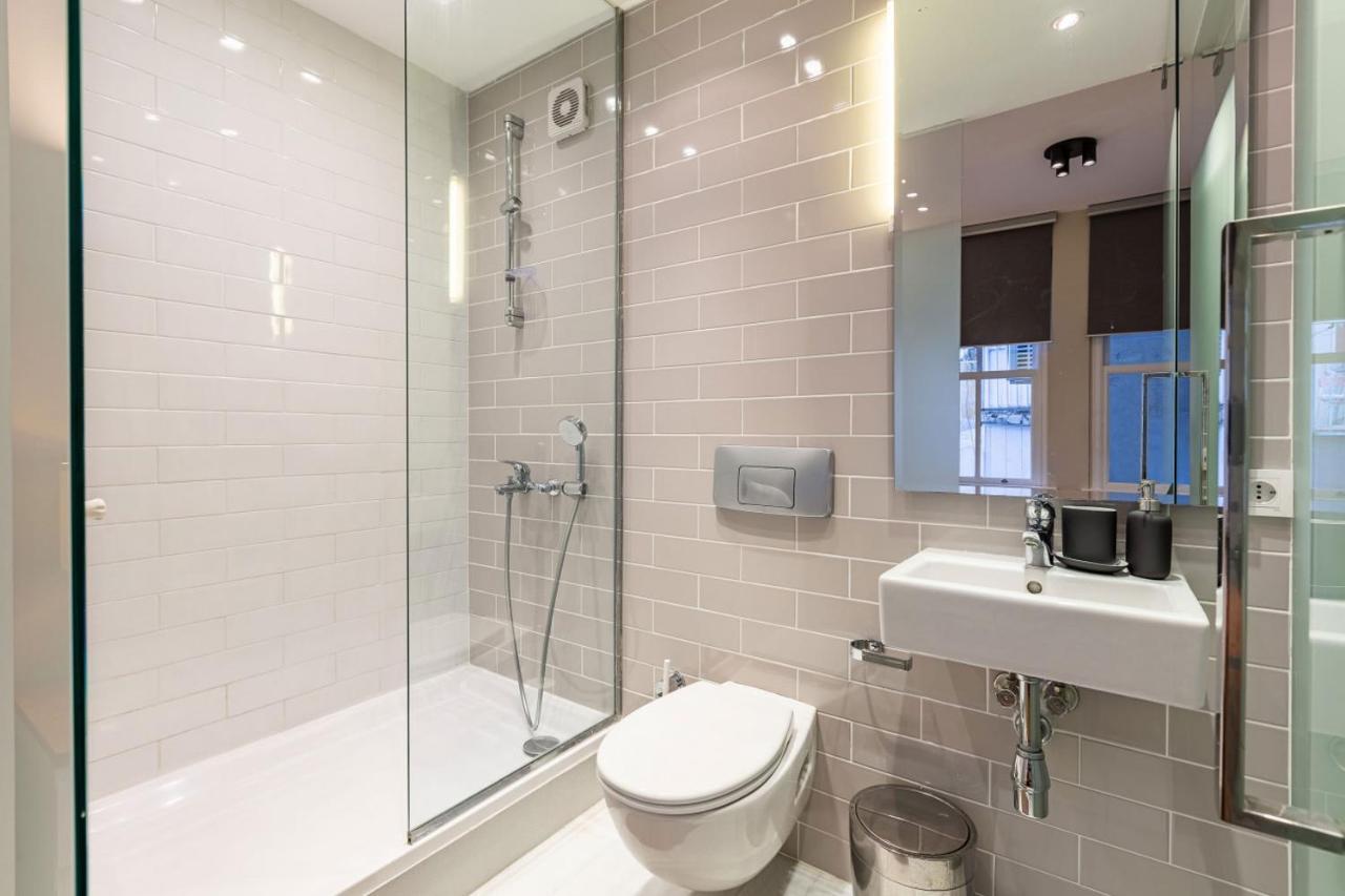 Mesmerizing Flat With Bosphorus View In Beyoglu Daire