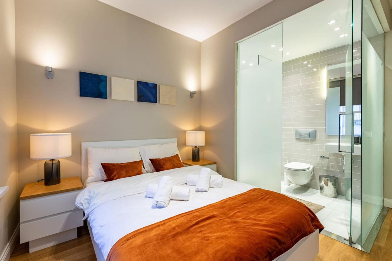 Mesmerizing Flat With Bosphorus View In Beyoglu