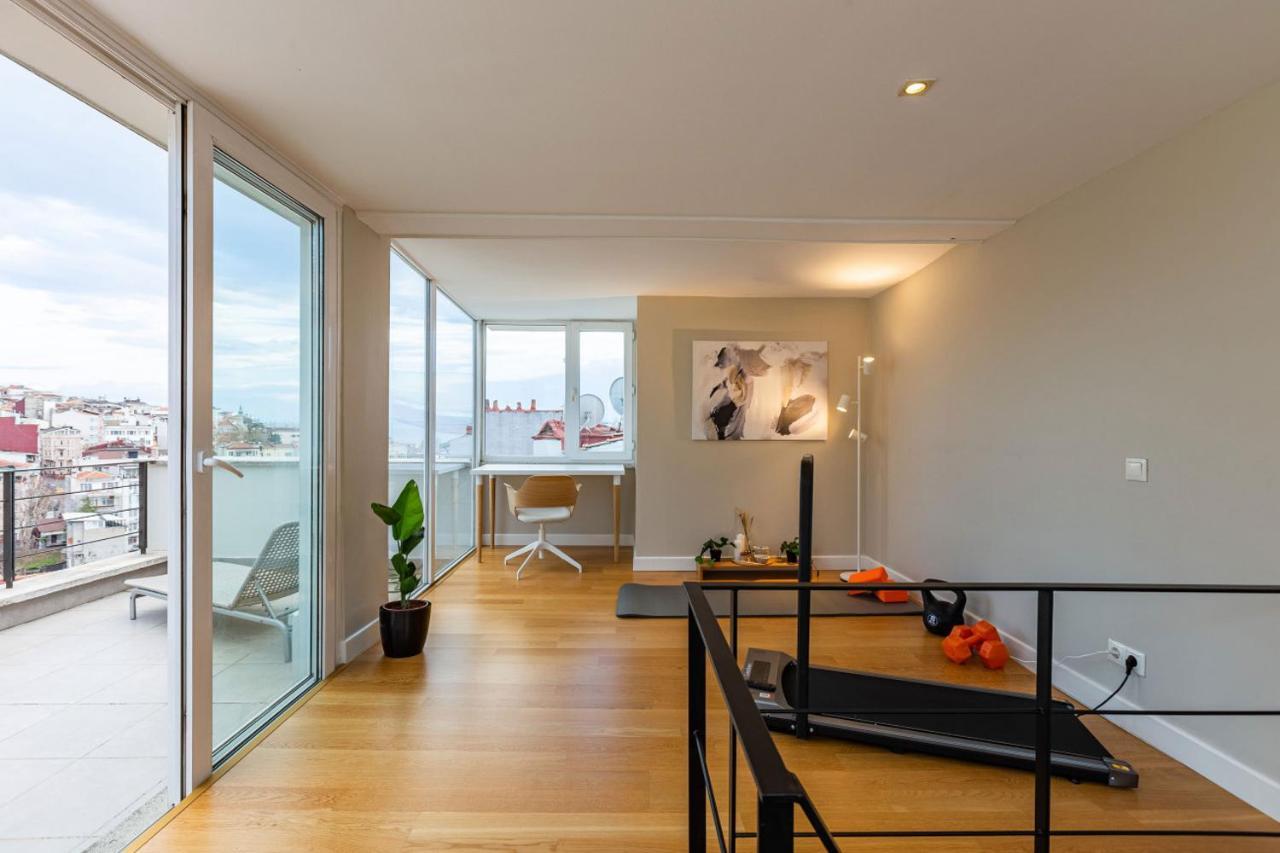 Mesmerizing Flat With Bosphorus View In Beyoglu Apartamento Istambul