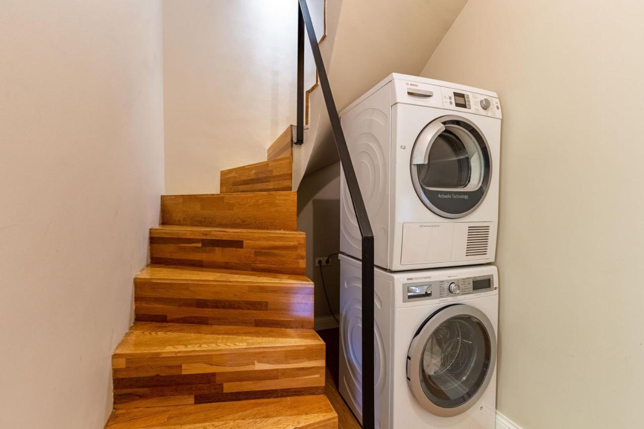 Mesmerizing Flat With Bosphorus View In Beyoglu * Istambul