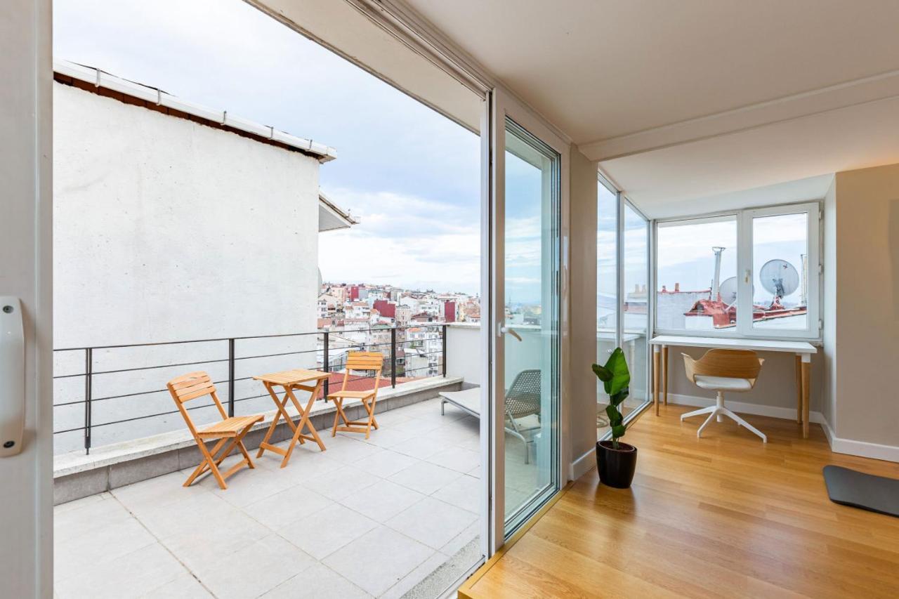 Daire Mesmerizing Flat With Bosphorus View In Beyoglu *