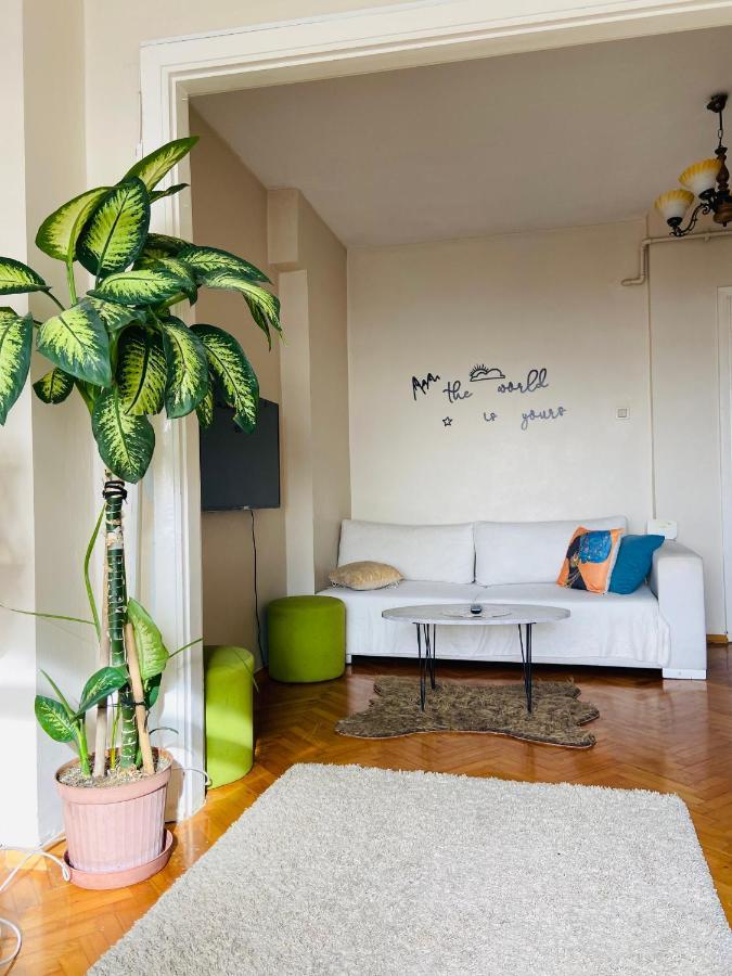 Apartment Deniz Manzarali Genis Konforlu Daire Istanbul