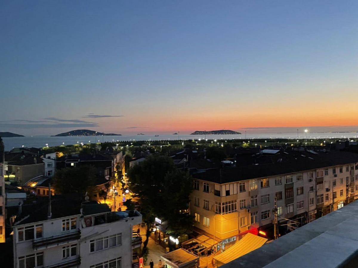 Sleek Flat Near Public Transportation In Maltepe * Istanbul