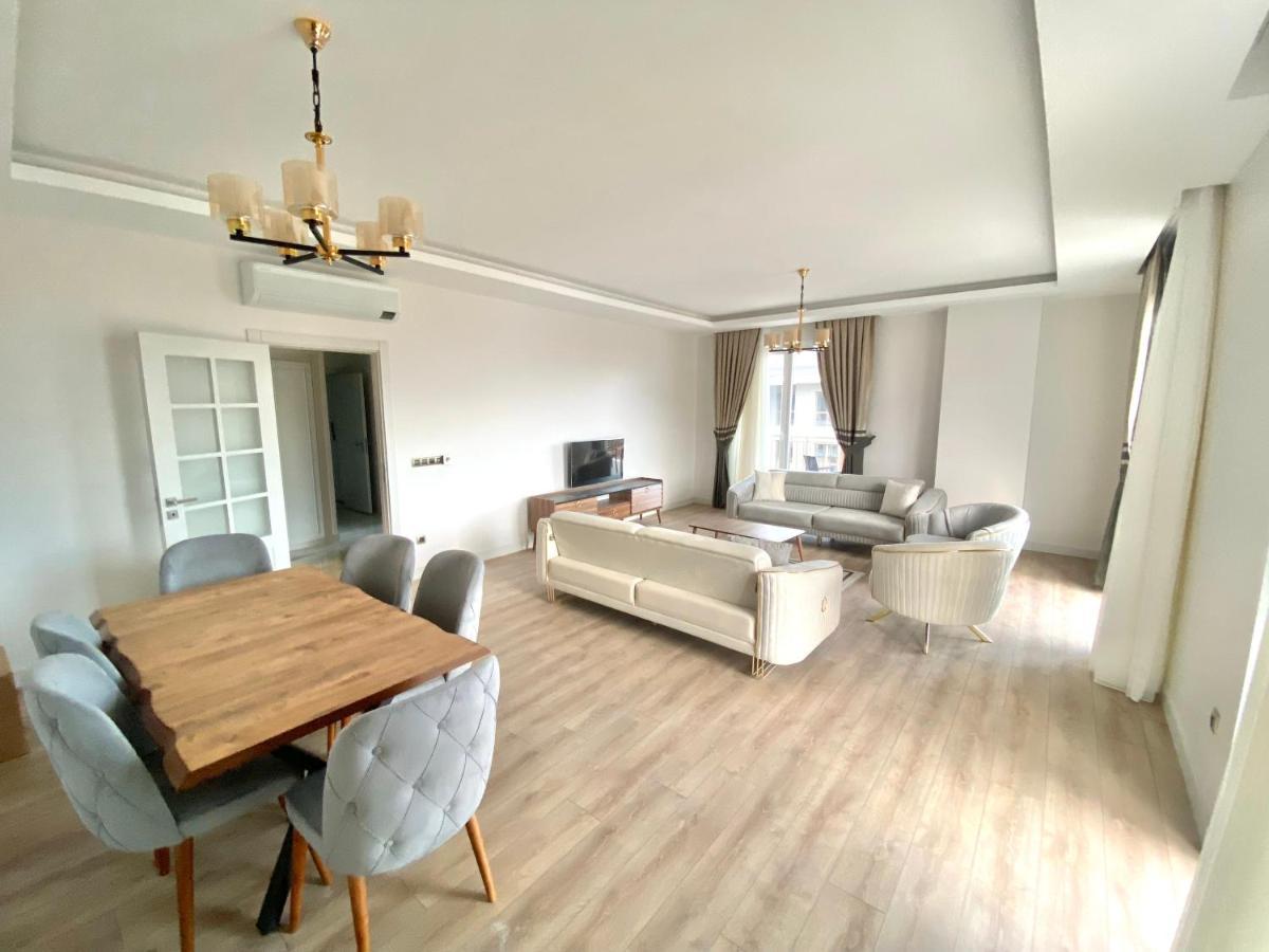 Olivera Suites *