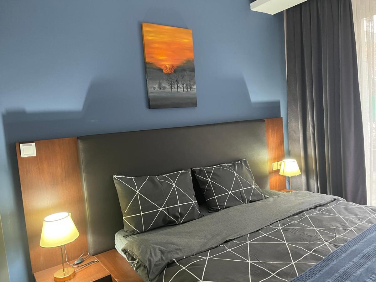 Apartment Wide Garden Flat Close To The Memoriall Hospital Hgyhomes2104 Istanbul