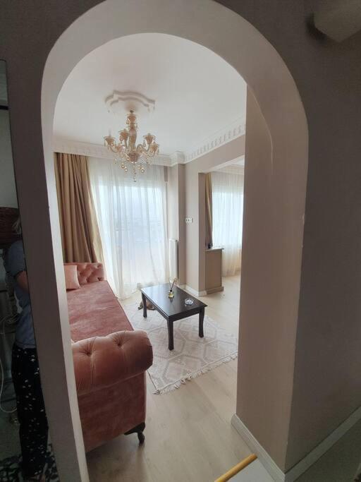 Sea View Flat - Includes Turkish Bath In Old Town. *