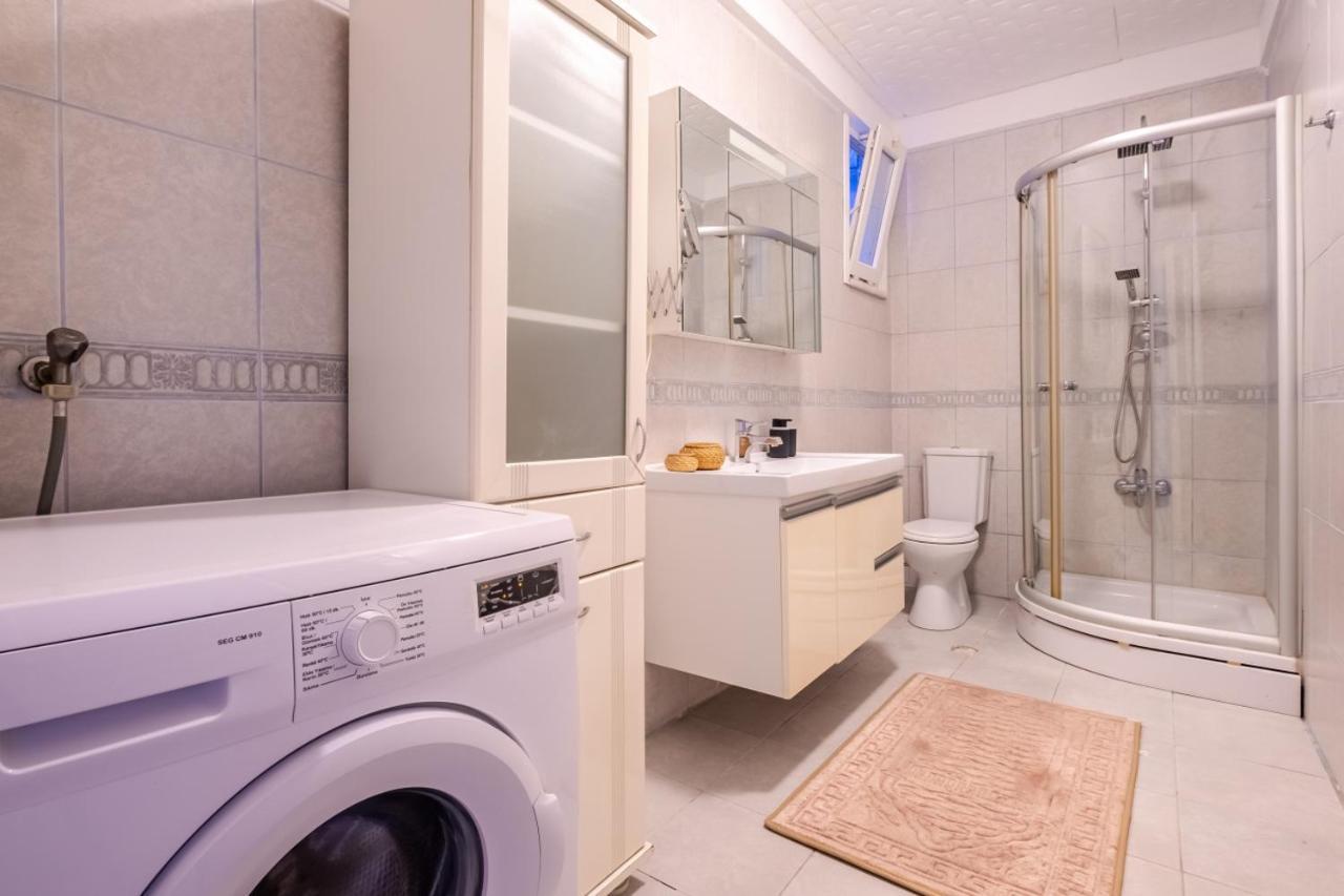 Fully Equipped Cozy In Kadikoy Istanbul