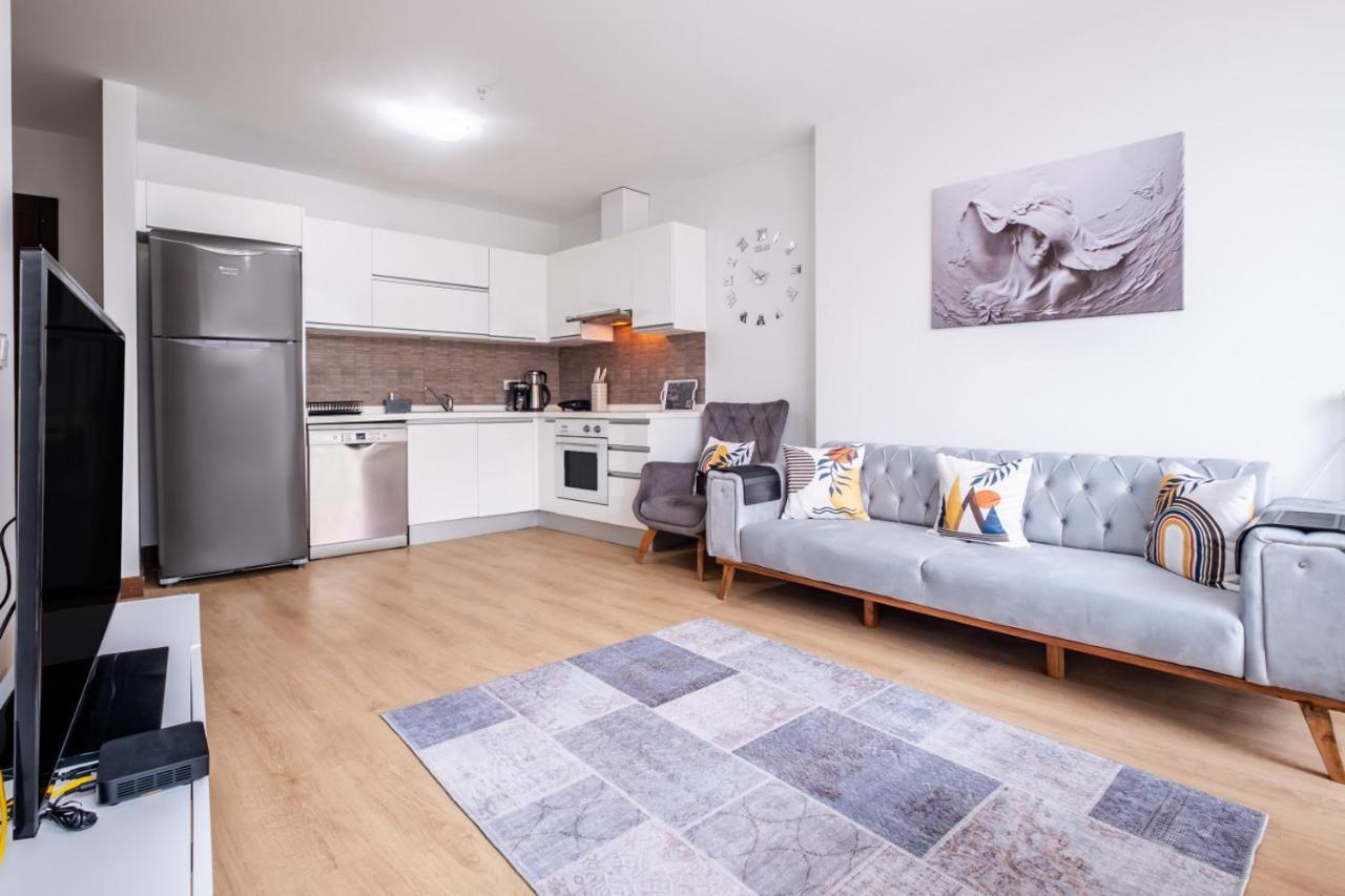 Charming Flat With View In Atasehir Apartment Istanbul