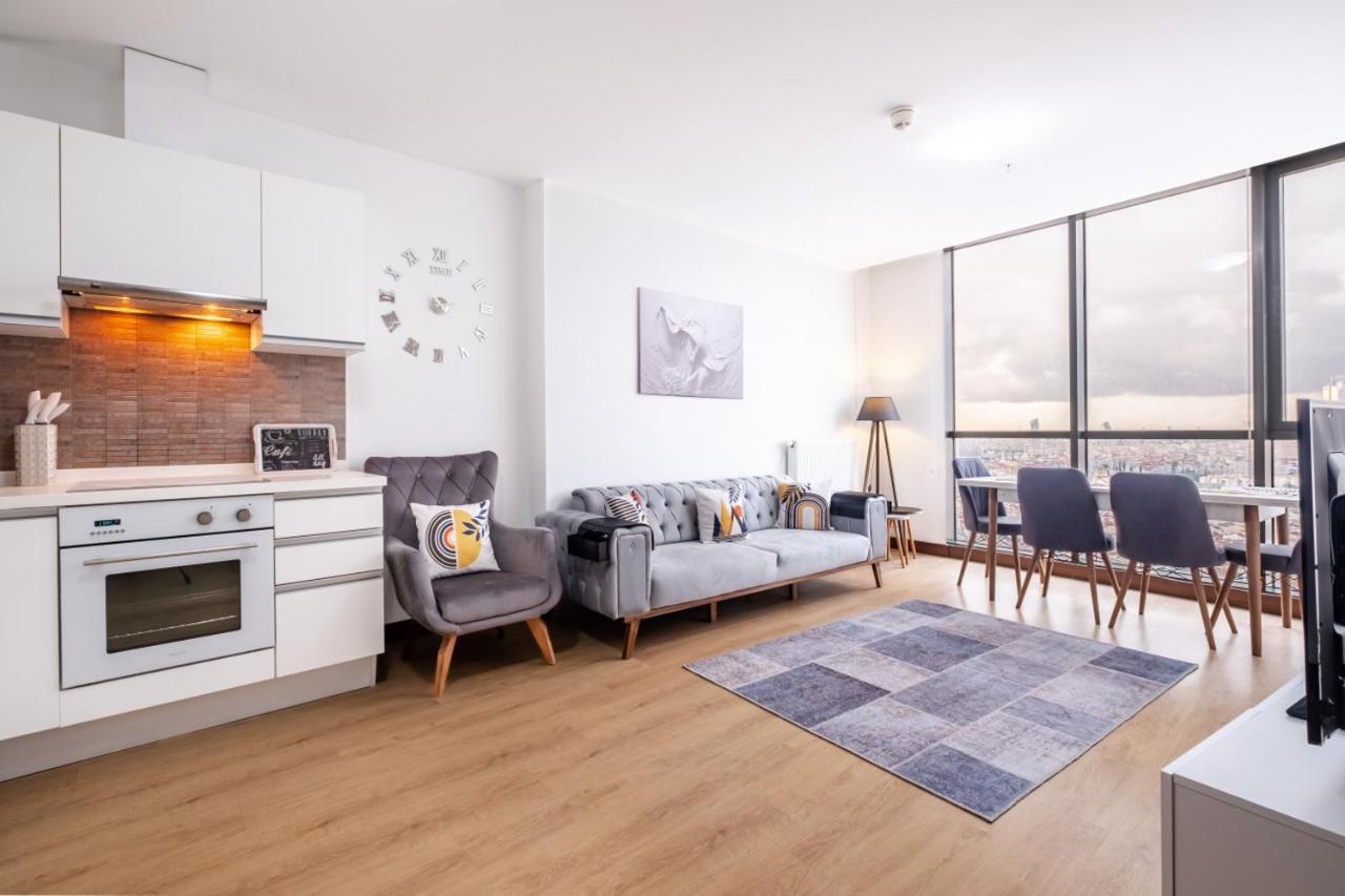 Charming Flat With View In Atasehir * Istanbul